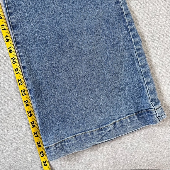 Frye Front Pocket Flare Jeans. Size 31. - Picture 11 of 11